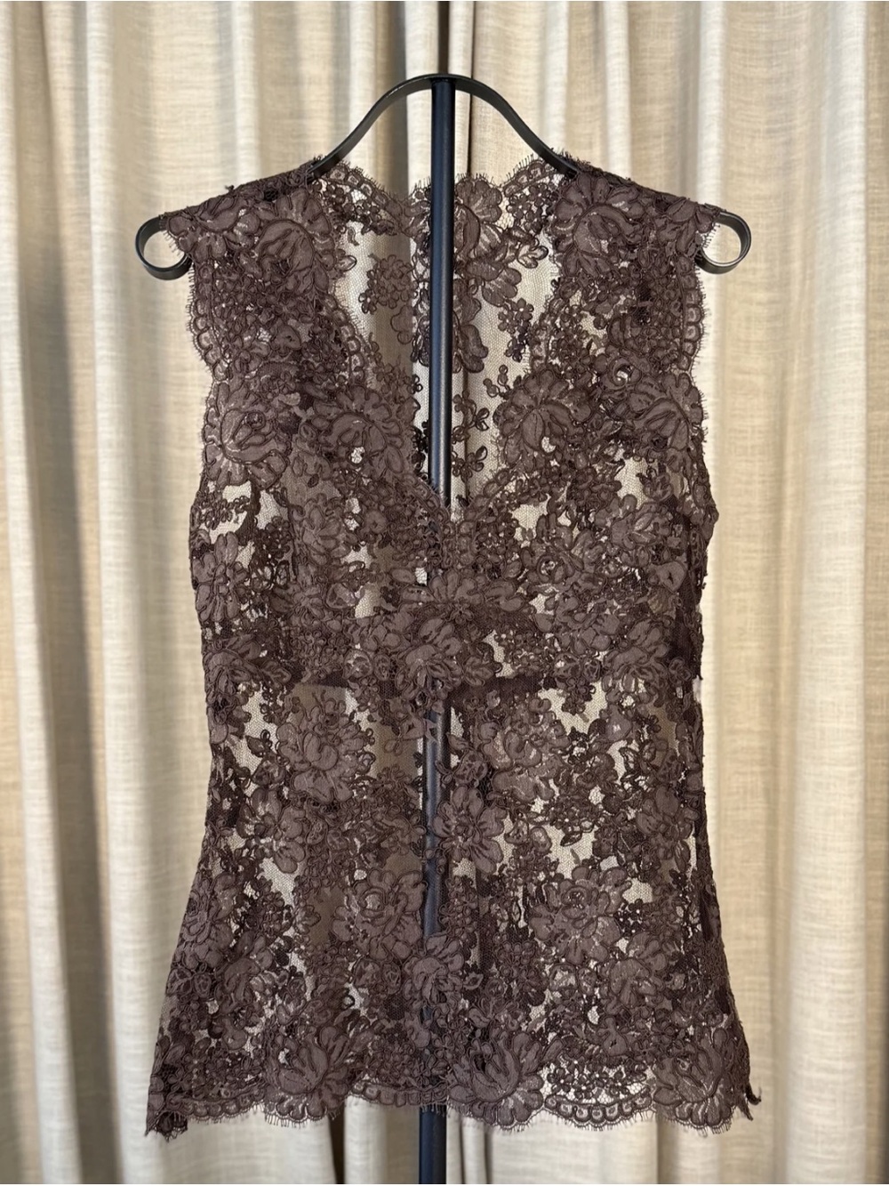 Brown Floral Lace Sleeveless Top